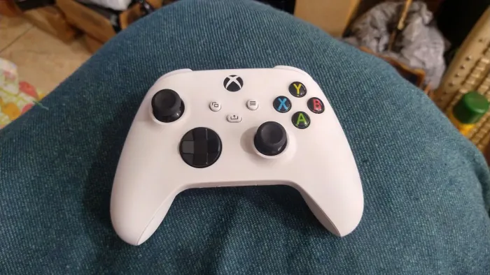 CONTROLE XBOX SERIES NOVINHO FUNCIONANDO TUDO. GARANTIA 90 DIAS.