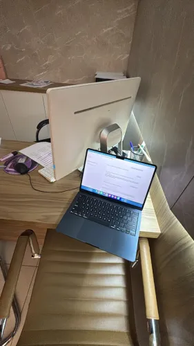 MacBook Air M4 13p 16/256 - IMPECÁVEL - Apple Care até 04/2027