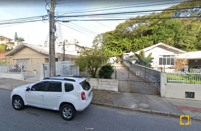 Terreno à venda no Estreito em Florianópolis