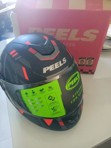 Capacete peels escamoteável n*58