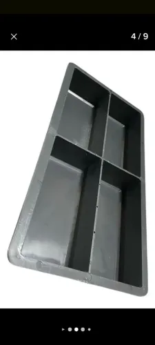 Vendo formas de plástico para fazer tijolo de concreto 20/10/6 faz 4 unidades por vês 