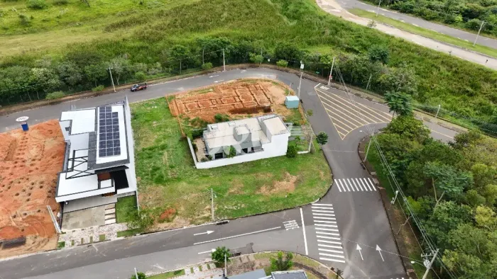 TERRENO A VENDA NO CONDOMÍNIO RESIDENCIAL LAGUNA NA CIDADE DE INDAIATUBA