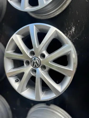 Rodas aro 16 Jetta 