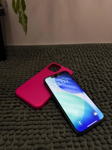 iPhone 13 min 256GB