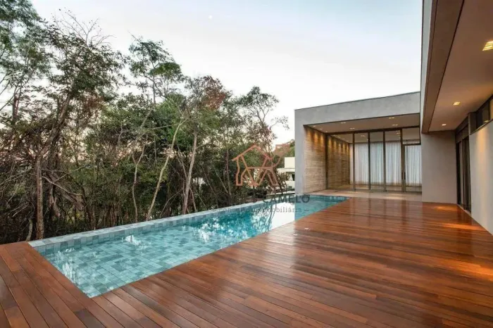 CASA 4 SUÍTES NO QUINTAS DO SOL