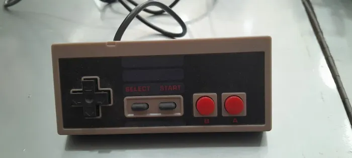 Controle paralelo nes americano(nitemdinho)