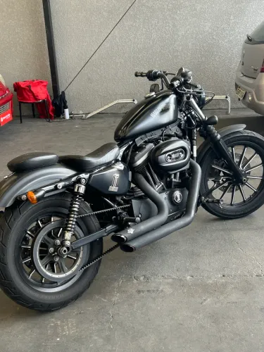 HARLEY DAVIDSON 883