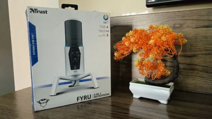 [LACRADO] Microfone Gamer/Streaming SB Branco PC e PS5 Fyru 