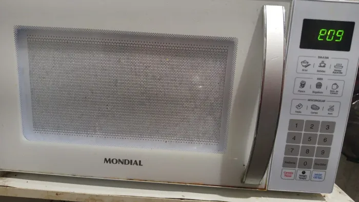 Forno Microondas Mondial