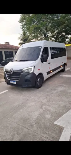 Aluguel de van com motorista