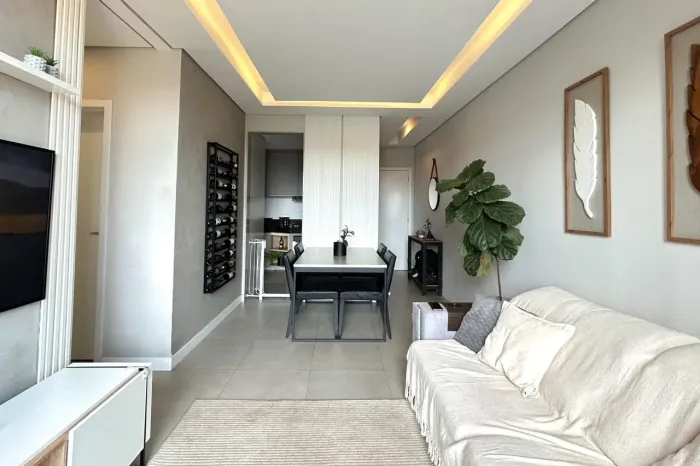 Apartamento à Venda - Cabral, 2 Quartos, 65 m2