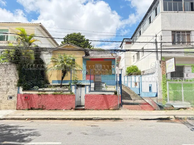 Casa 3 quartos - Centro