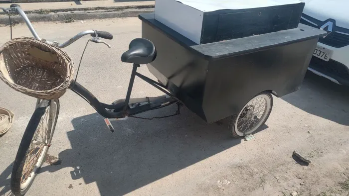 TRICICLO DE BEBIDAS GELADAS