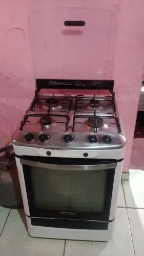 vende-se um fogão em otimo estado