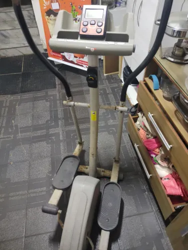 Vendo Máquina Esportiva Eliptic 