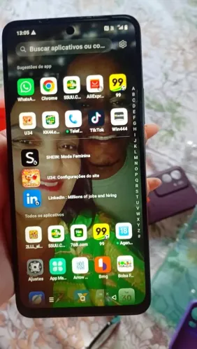 Vende-se um realme C71 128 GB