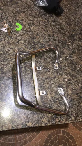 Vendo essa alca baixa pra moto 160 ,fan/titan