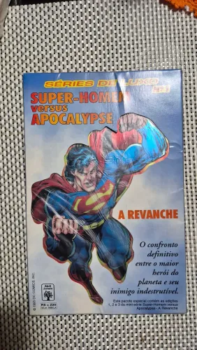 HQ Super-Homem versus Apocalypse - A Revanche, minissérie original em três edições.