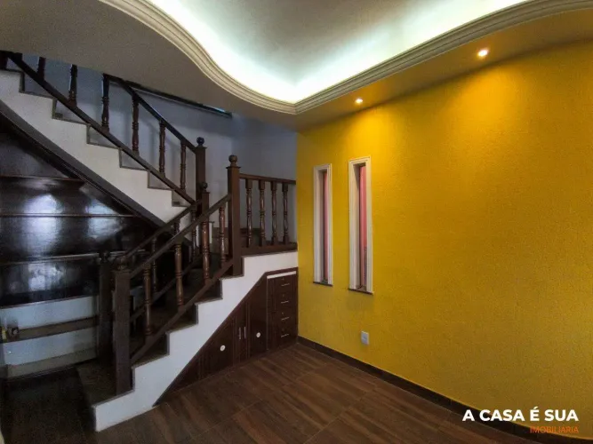 Casa residencial com 4 quartos e quintal para aluguel em Citrolândia, Betim