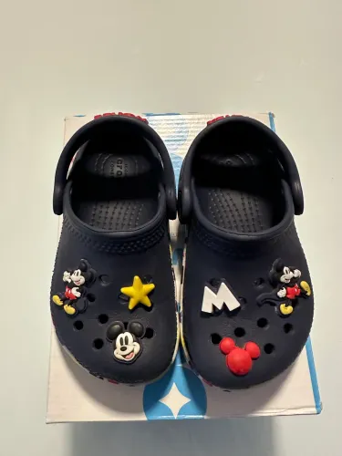 Sandália infantil Crocs Mickey and Friends C7