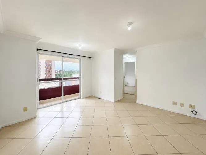 Apartamento à venda de 2 quartos sendo 1 suíte no Estreito, Florianópolis - SC