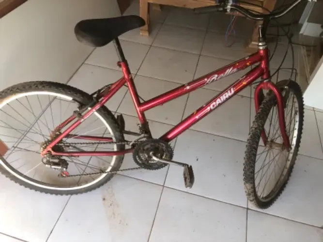 Vendo bicicleta, bem conservada