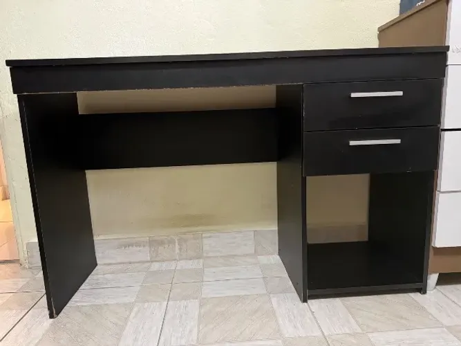Escrivaninha mdf com gaveta