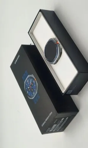 Galaxy Watch Ultra 47mm LTE (Titânio Cinza/Titânio Azul/Titânio Prata)  R$ 2.599,00