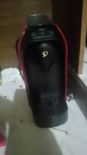 Vendo uma cafeteira com apenas 3 meses de uso