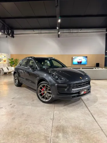 Porsche Macan 2.0 Turbo 237/252cv 2022