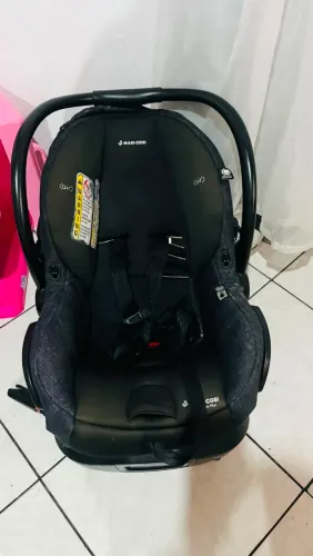 Bebê conforto maxi-cosi