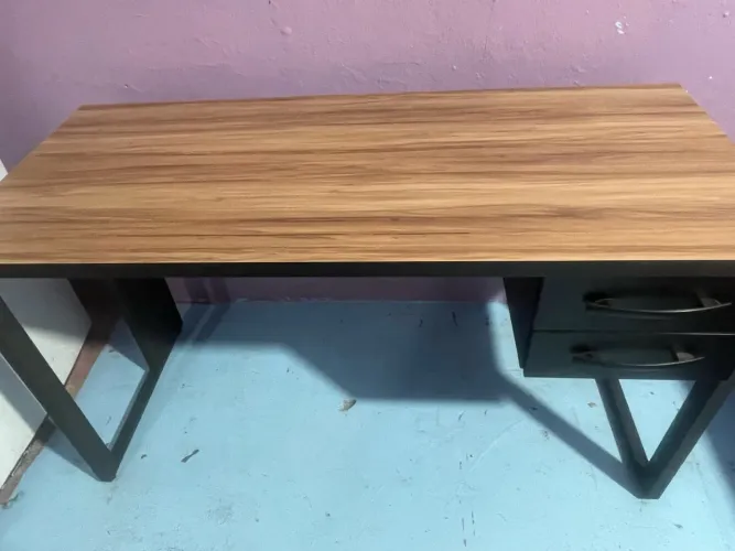 Mesa de escritório 