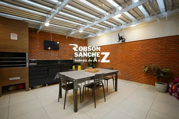 Casa a venda na Vila Mascote com 3 quartos, 1 suíte, 2 vagas, 180m², quintal com churrasqu