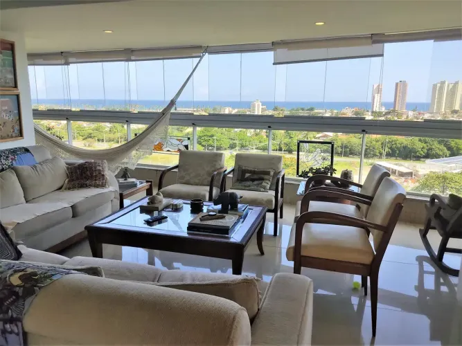 Imóvel para venda possui 133 metros quadrados com 3 quartos em Patamares - Salvador - BA