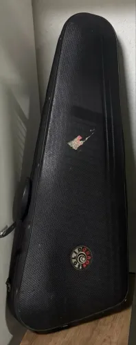Case semi rígida para guitarra
