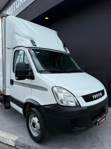 Iveco Daily Chassi 35s14 3.0 16V Diesel Mec. (e5) 2014
