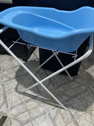 Suporte de banheira e banheira
