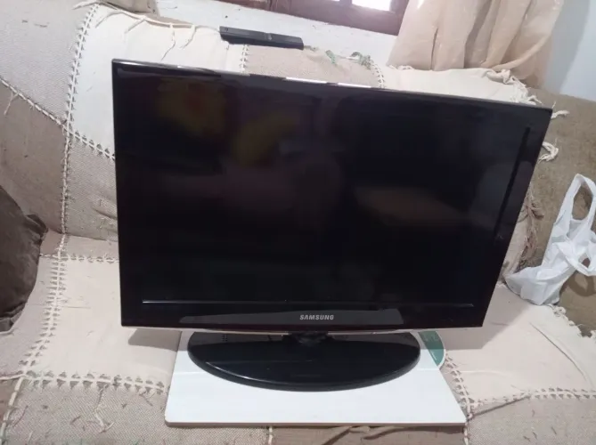 Tv com defeito na placa