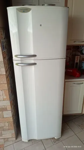 GELADEIRA ELECTROLUX FROST FREE DF37