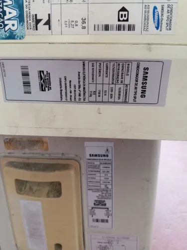 Serpentina de cobre e o gás recolhido... Em boas condições só no ponto de instalar