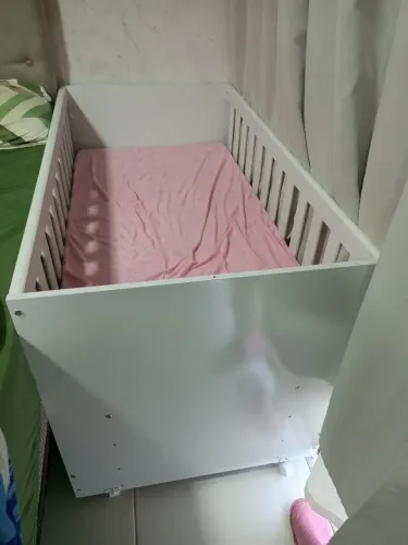 Berço com colchão 