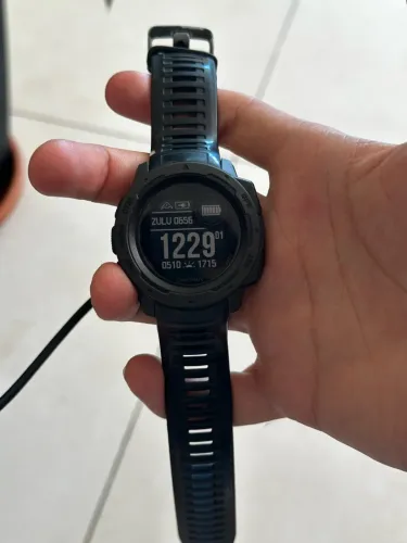 Garmin Instinct 100m