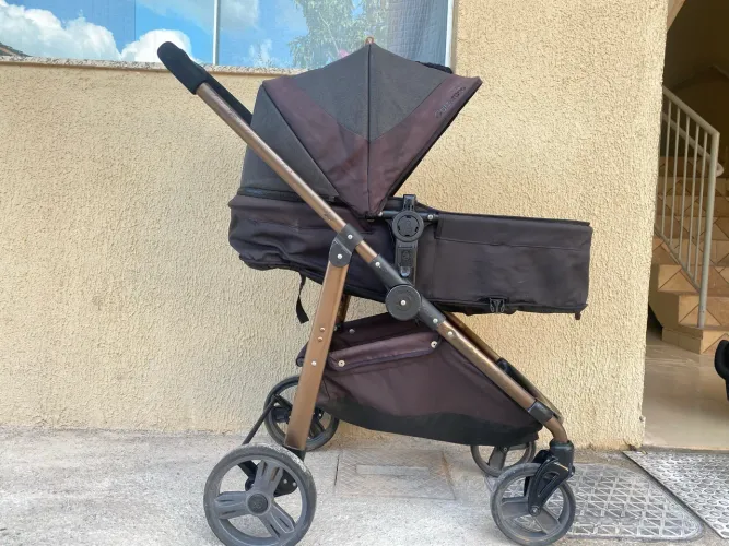 Carrinho Moisés + bebê conforto Galzerano