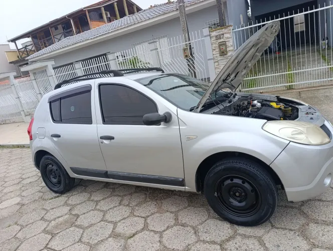 Renault Sandero Expression Hi-flex 1.0 16V 5P 2009