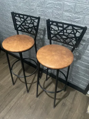 Banquetas de ferro preta 95cm de altura