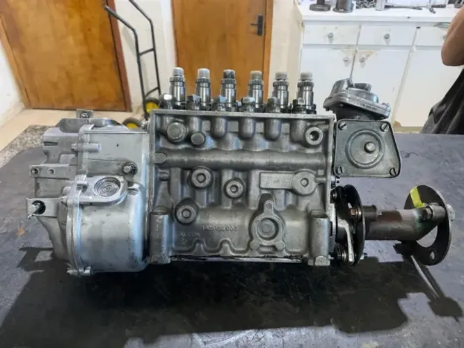 Bomba Injetora Volvo NL 12