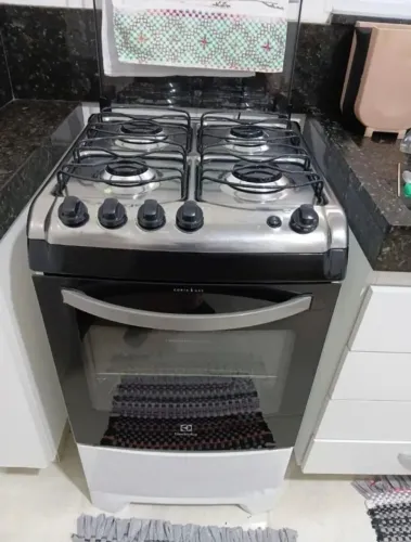 EXCELENTE OPORTUNIDADE FOGÃO ELECTROLUX AUTOMÁTICO SEMINOVO