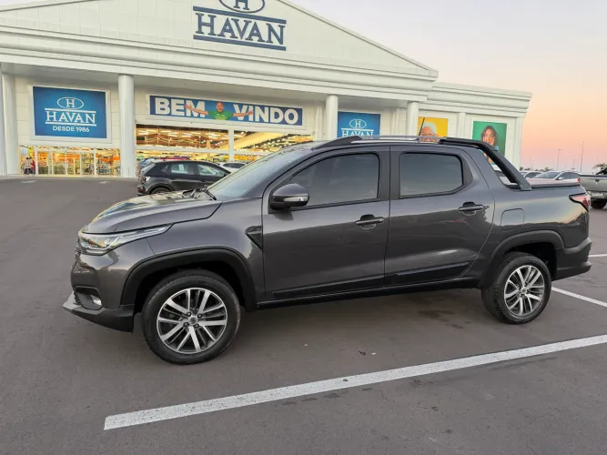 Fiat Strada Volcano 1.3 Flex 8V CD 2024