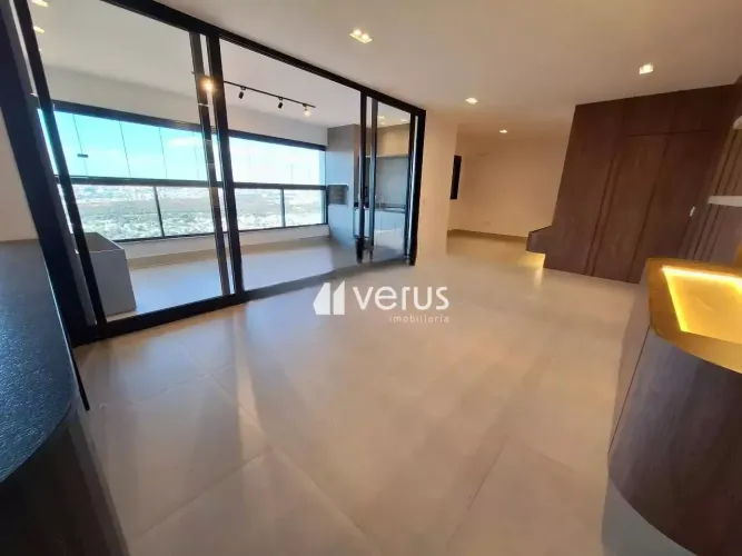 Imóvel para aluguel possui 225 metros quadrados com 3 quartos em Morada da Colina - Uberlâ