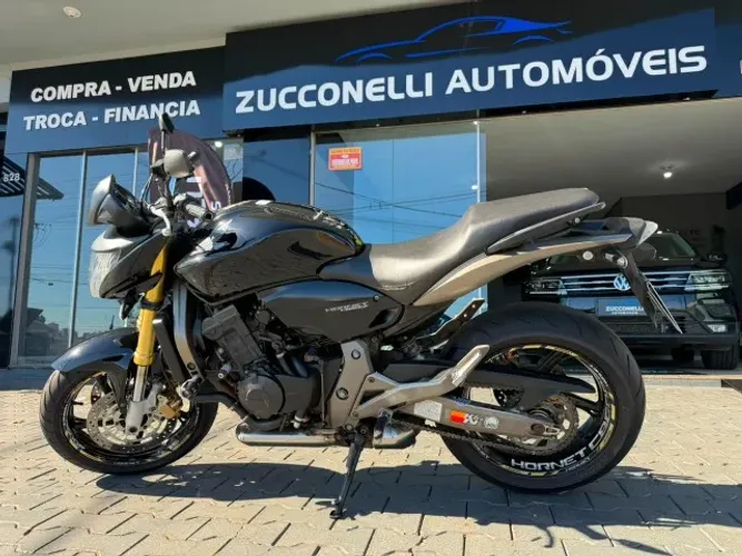 Hornet 600